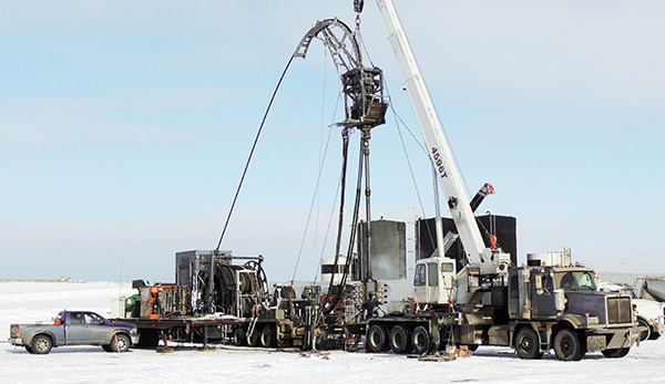 LGT450连续油管作业半挂车在加拿大作业